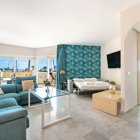 Wintowinrentals Luxury And Sea View Inside Puerto Marina Apartment Benalmadena