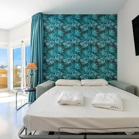 Wintowinrentals Luxury And Sea View Inside Puerto Marina Apartment *