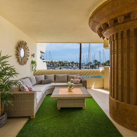 Apartment Wintowinrentals Luxury And Sea View Inside Puerto Marina *