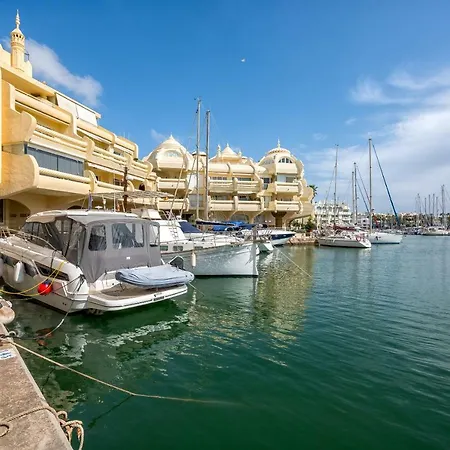 Apartment Wintowinrentals Luxury And Sea View Inside Puerto Marina